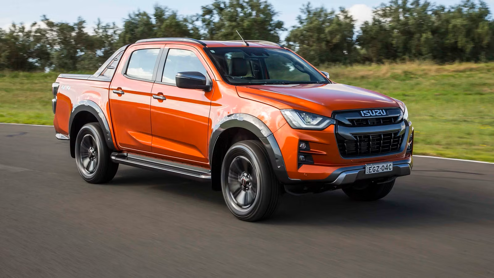Isuzu D-max front view