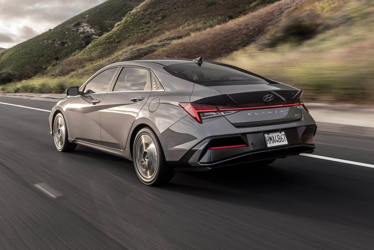 Hyundai Elantra rear view
